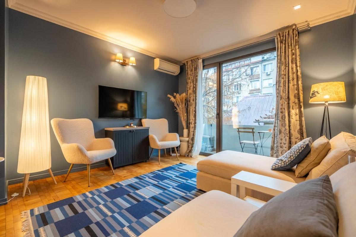 Apartment Stylish 2 Bdrm At Ndk Sofia