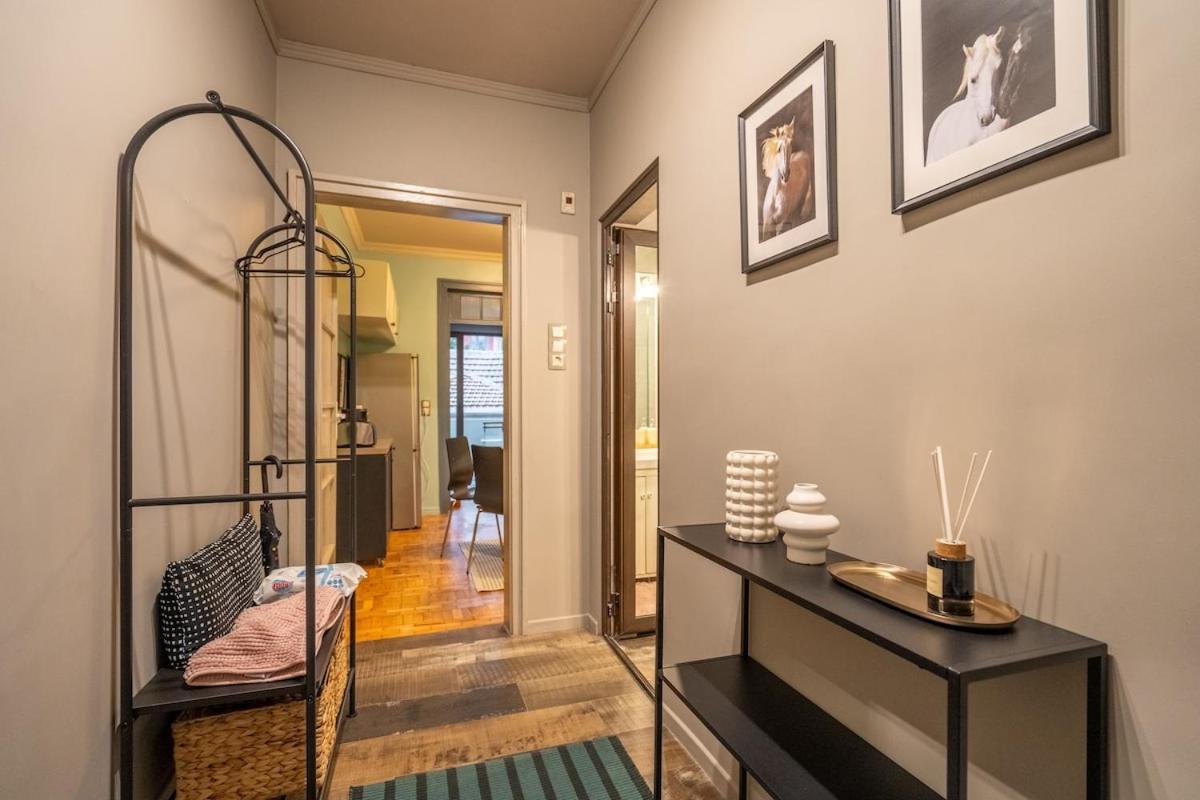 Stylish 2 Bdrm At Ndk Apartment *
