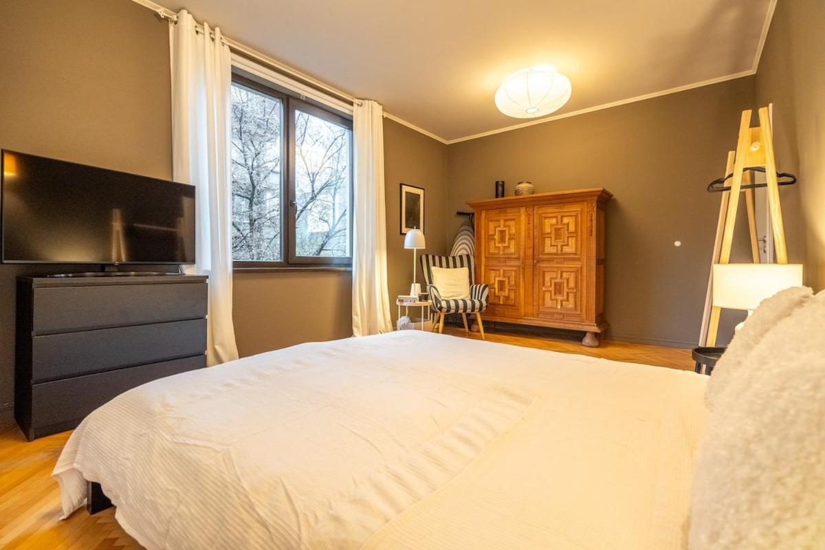 Stylish 2 Bdrm At Ndk Sofia